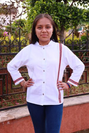 Blusa tipo guayabera